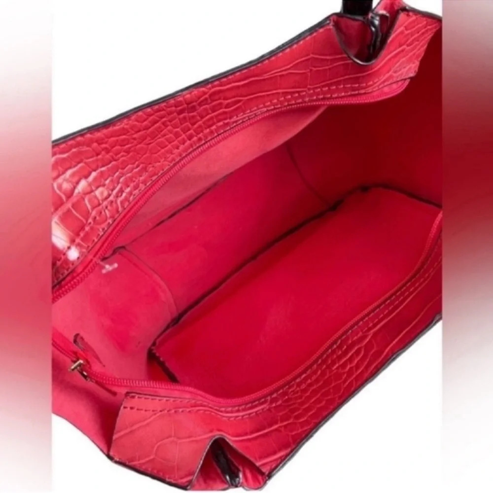 Ameri Mode Red/Black Tote Bag - image 3